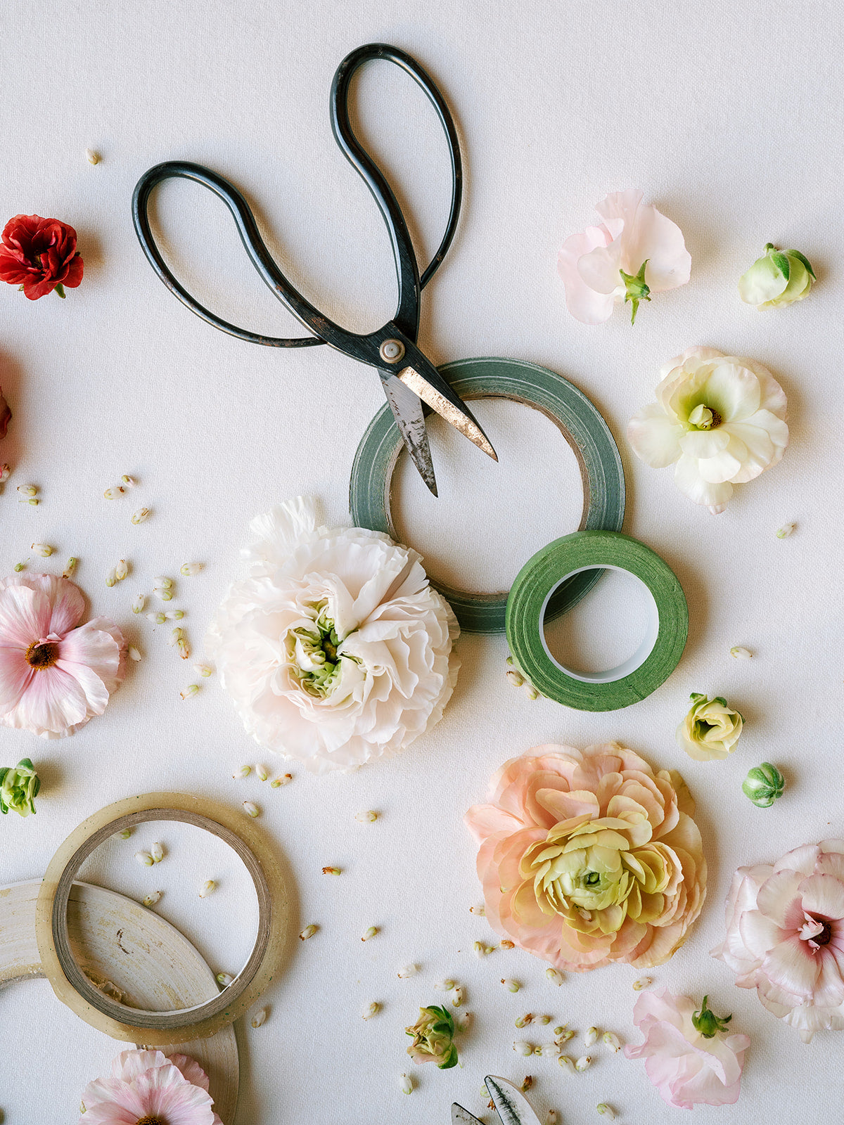 Begin Here: Foundations in Floral Design Course Bundle