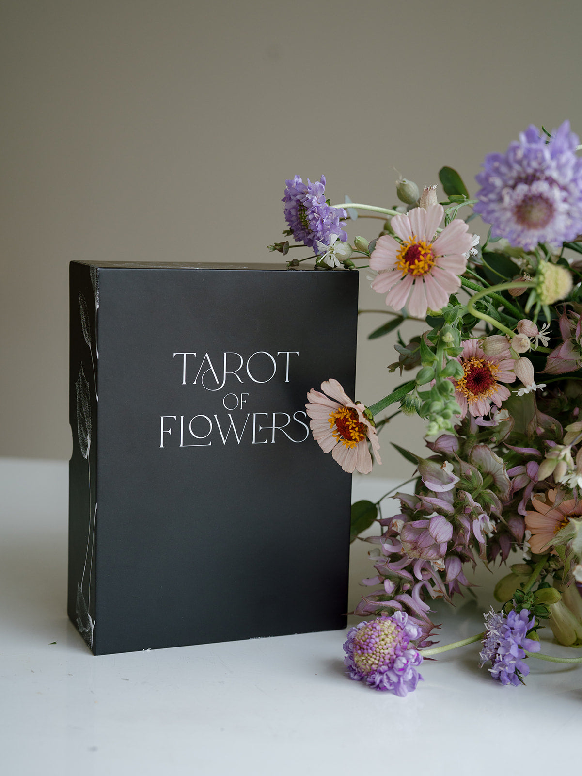 Tarot of Flowers Deck
